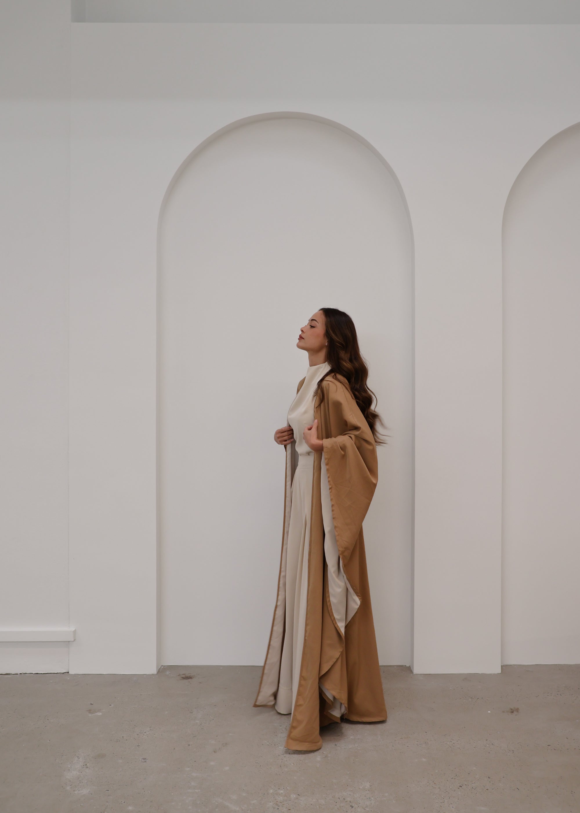 Esme Wave Two Toned Abaya - Tan