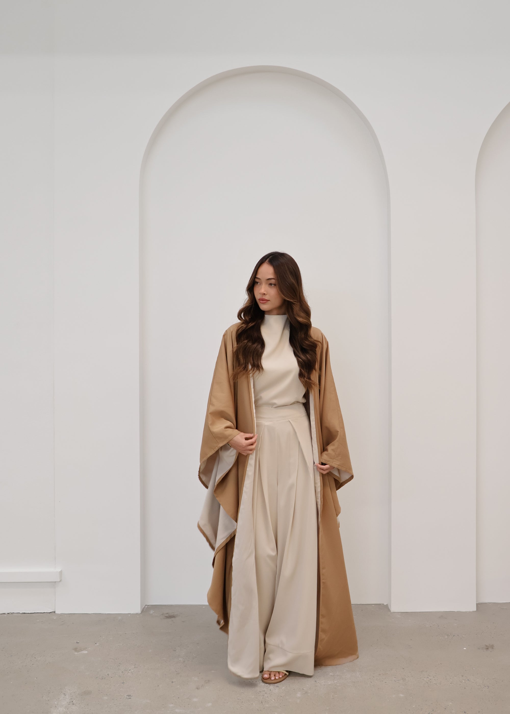 Esme Wave Two Toned Abaya - Tan