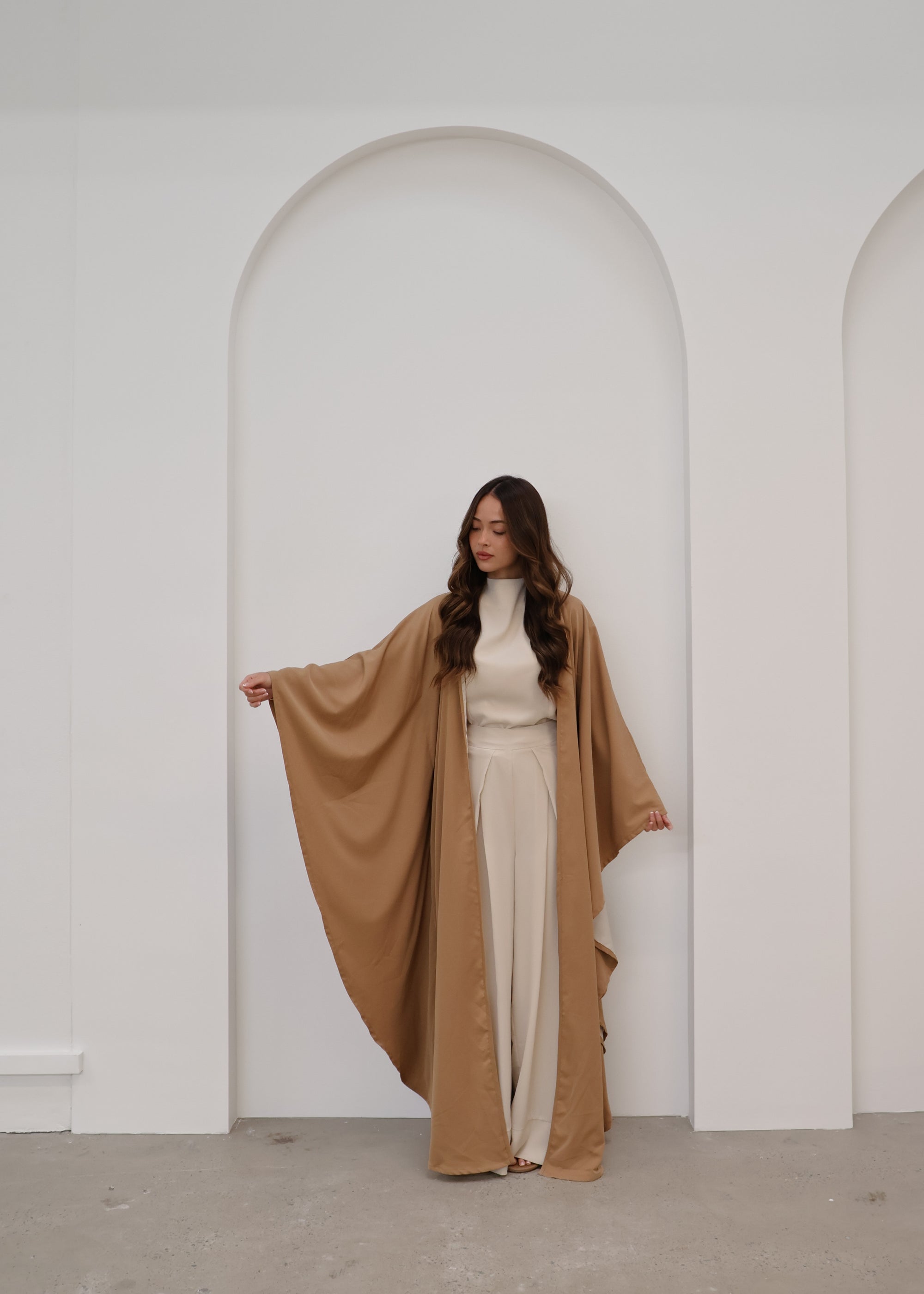 Esme Wave Two Toned Abaya - Tan