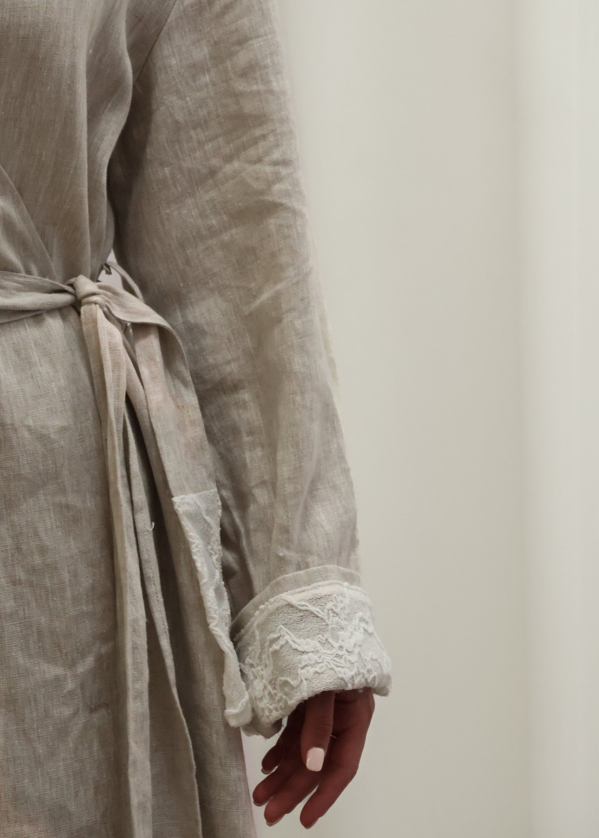 INEZ LACE HEM LINEN KIMONO (PRE-ORDER)