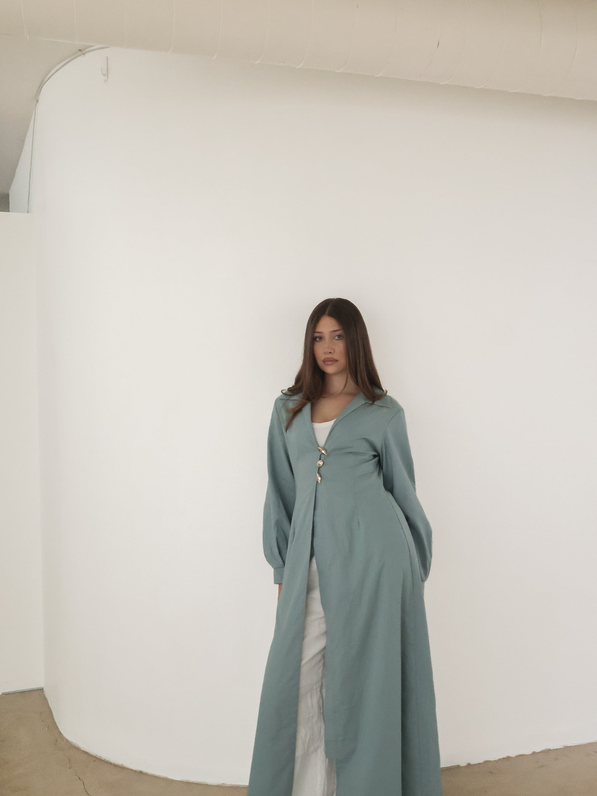 VERA LINEN SHELL HARDWARE KIMONO (PRE-ORDER)